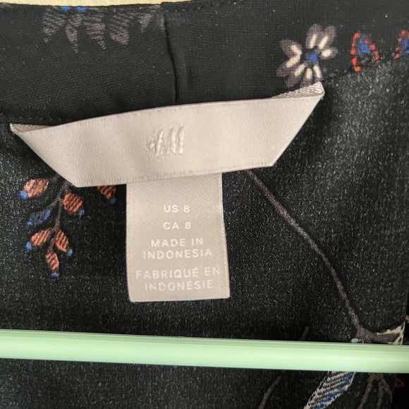 Floral Tie Neck Dress - Picture 2 of 5